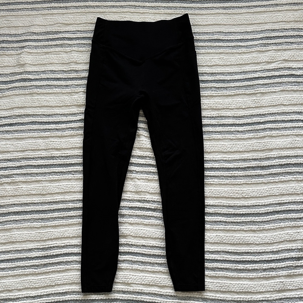 HALARA Women's Sleek Black Scrunch Butt Lifting Leggings